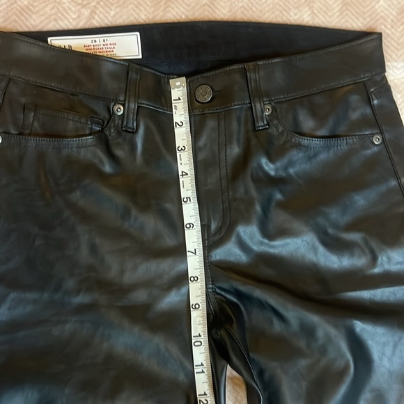 🌟HOST PICK🌟 Gap Faux Leather Pants like new! Petite 29 or 8. - Picture 5 of 12
